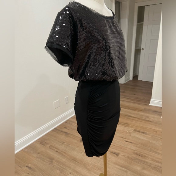 BCBG Generation Asymmetric Sequin Cocktail Dress Size Small - Picture 3 of 15
